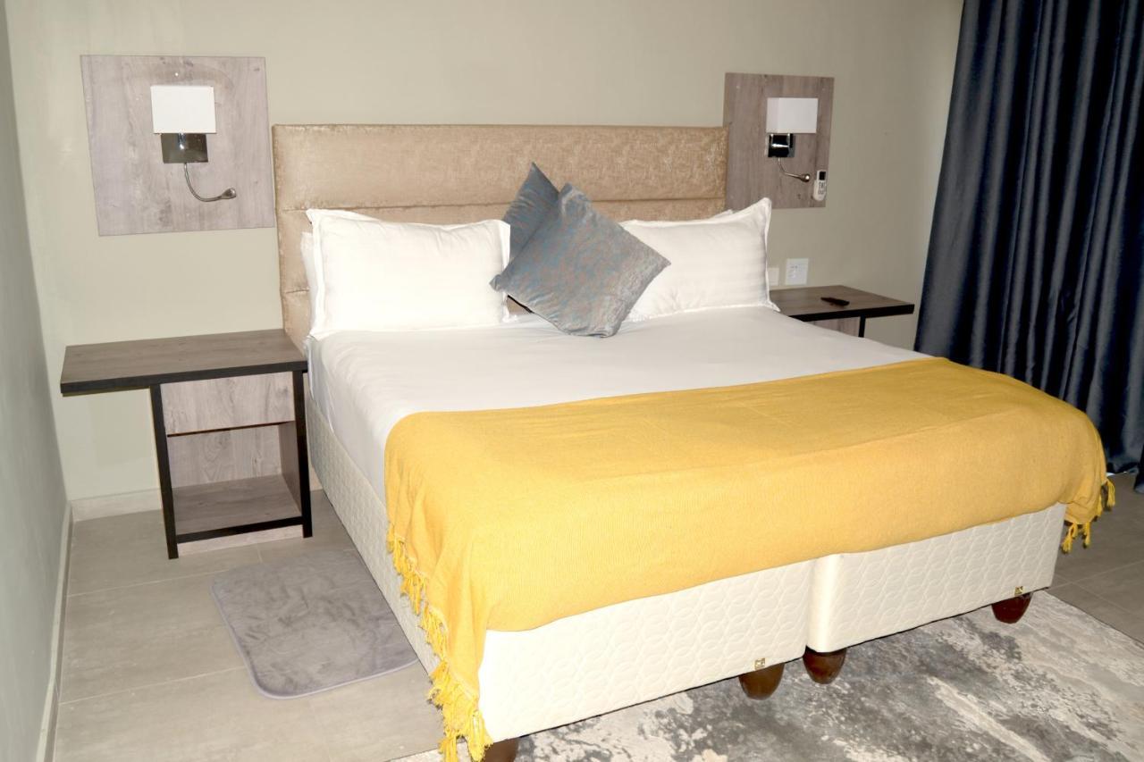 Phudzi Hotel Letlhakane Екстериор снимка