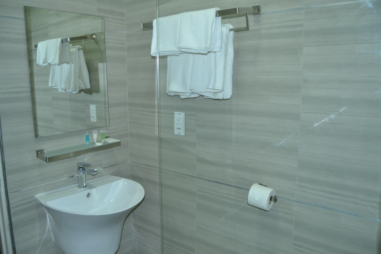 Phudzi Hotel Letlhakane Екстериор снимка